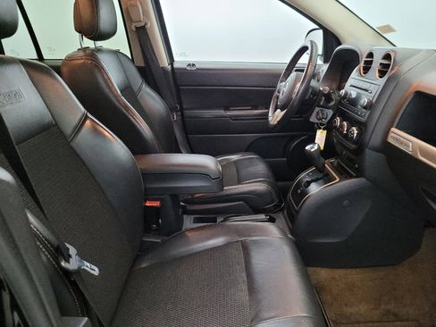 Used 2016 Jeep Compass 75th Anniversary w/ Power Value Group image 21