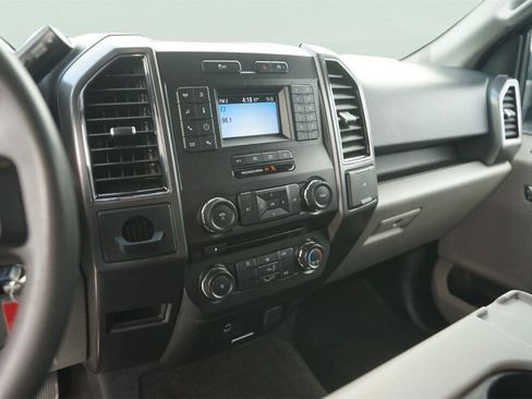 Used 2018 Ford F150 XLT RWD image 25
