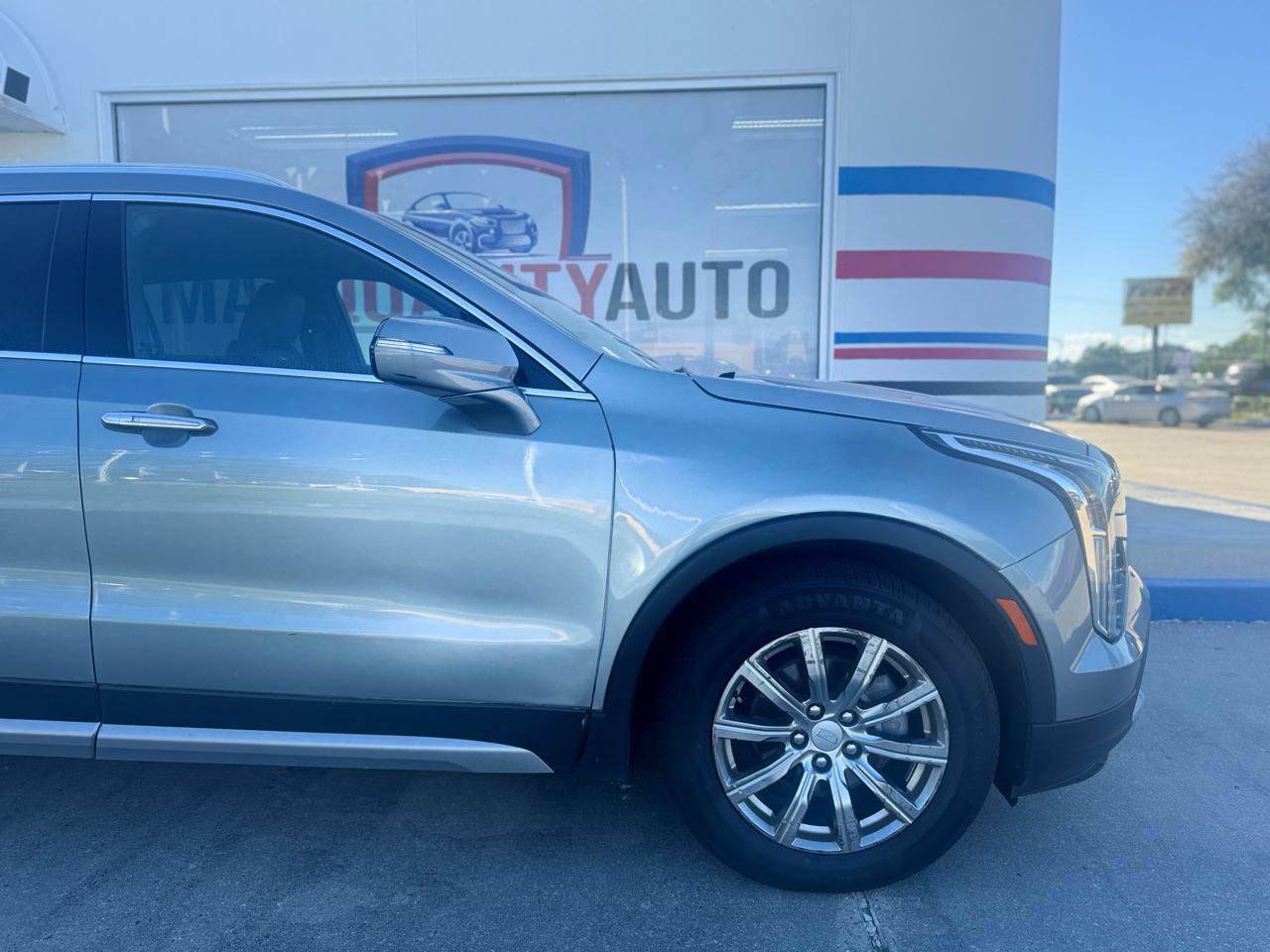 Used 2023 Cadillac XT4 Premium Luxury AWD/4WD image 23