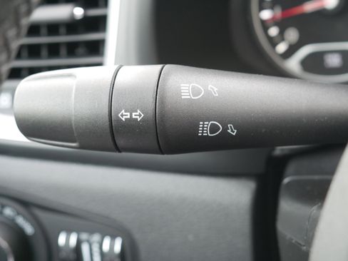 Used 2021 Jeep Renegade Latitude image 24