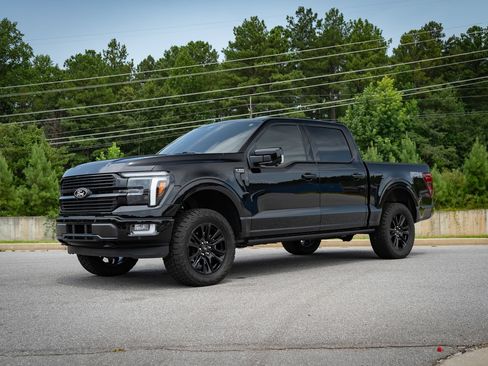 Used 2025 Ford F150 Platinum w/ Equipment Group 702A High AWD/4WD image 10