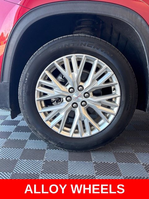 Used 2024 GMC Acadia Elevation w/ Luxury Package FWD image 10