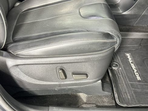Used 2020 Hyundai Palisade Limited FWD image 23