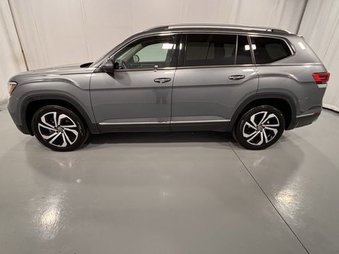 Used 2021 Volkswagen Atlas SEL Premium image 9
