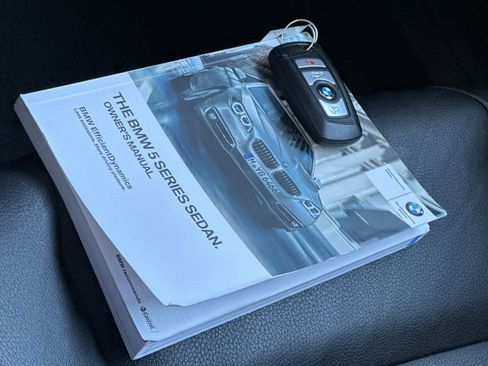 Used 2013 BMW 535i Sedan RWD image 12