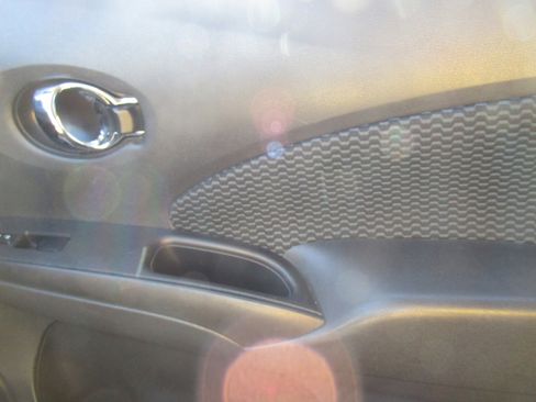 Used 2015 Nissan Versa Note SV w/ SL Tech Package image 24