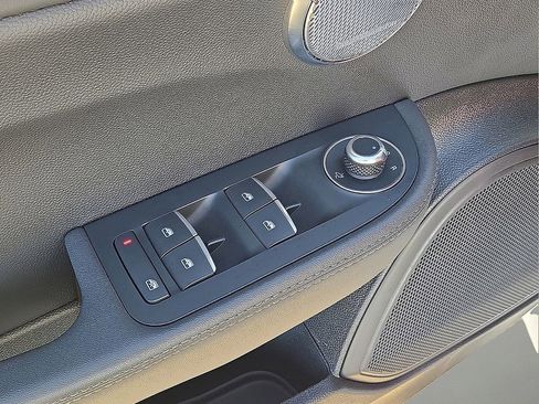 Used 2024 Alfa Romeo Giulia Veloce image 24