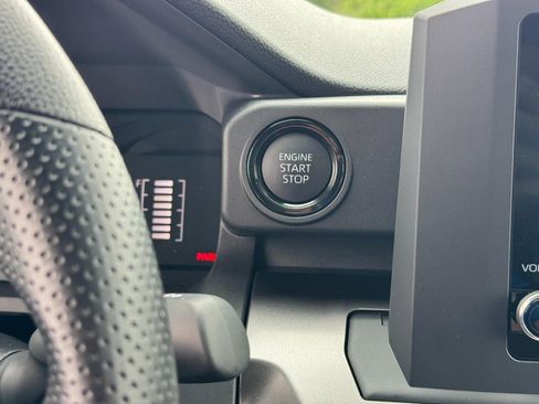 New 2025 Toyota Tacoma 4x4 Double Cab image 15