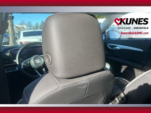 Used 2024 Buick Envision Sport Touring image 37