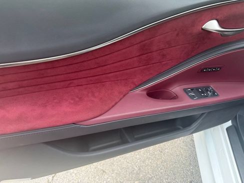 Used 2018 Lexus LC 500 Coupe w/ Touring Package RWD image 9