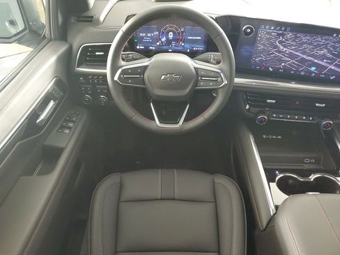 New 2026 Chevrolet Suburban RST image 15