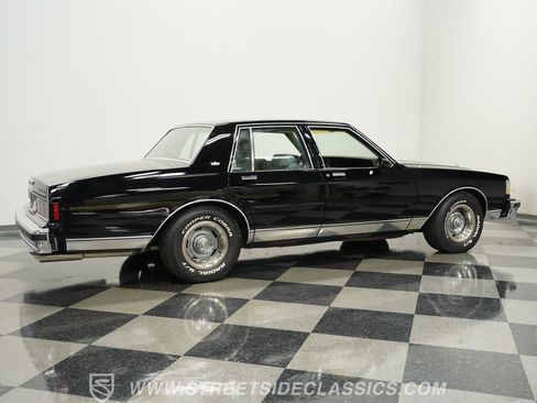 Used 1989 Chevrolet Caprice Classic image 13