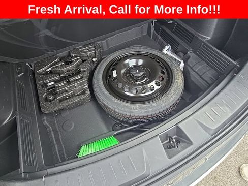 Used 2025 Chevrolet TrailBlazer LT AWD/4WD image 19