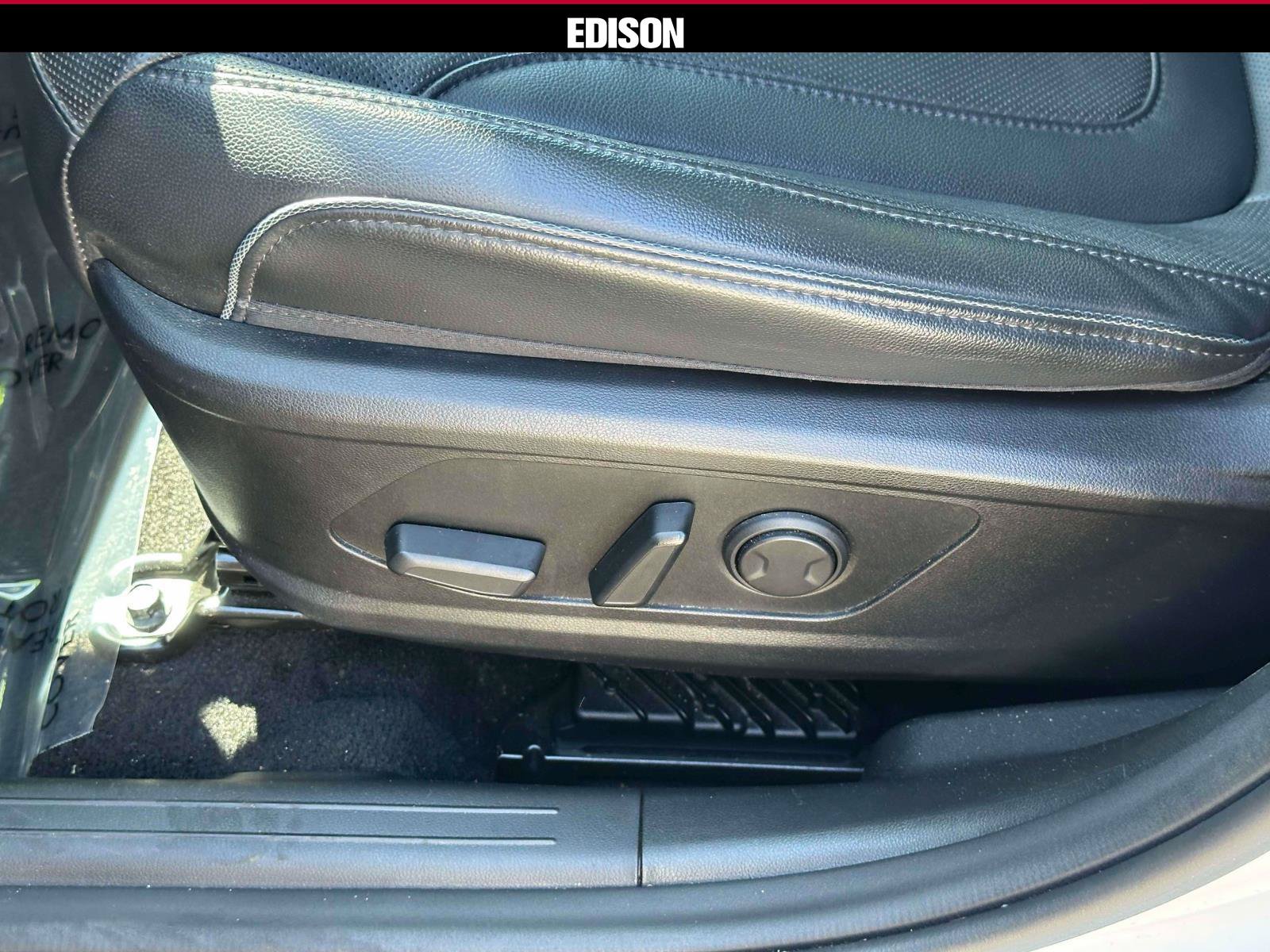 Used 2024 Hyundai Tucson Limited AWD/4WD image 18