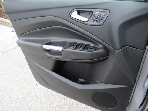 Used 2018 Ford Escape Titanium image 26