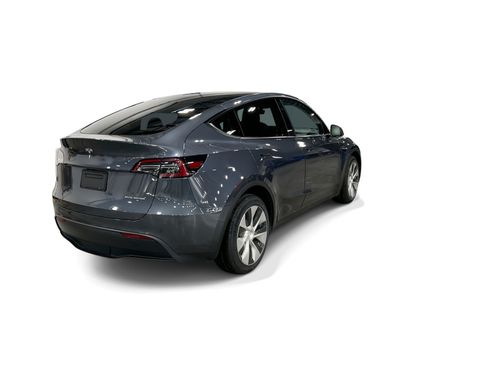 Used 2023 Tesla Model Y Long Range AWD/4WD image 6