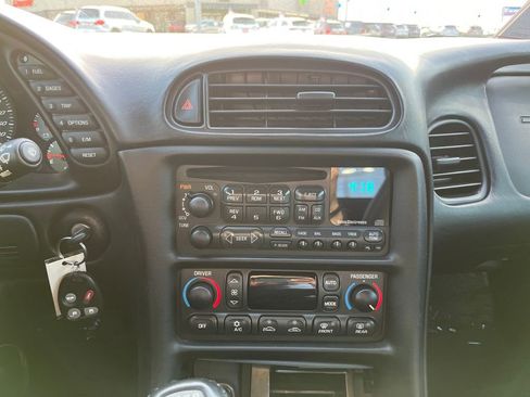 Used 2004 Chevrolet Corvette Z06 w/ Memory Package image 35