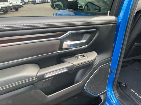 Used 2022 RAM 1500 Laramie AWD/4WD image 20