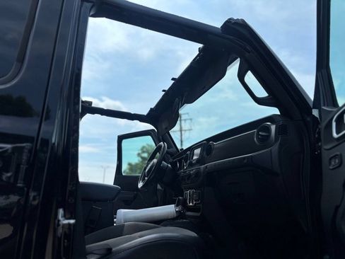 Used 2020 Jeep Wrangler Unlimited Sport AWD/4WD image 21