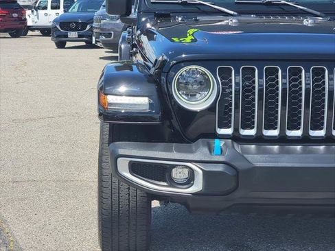 Certified 2023 Jeep Wrangler Unlimited Sahara AWD/4WD image 3