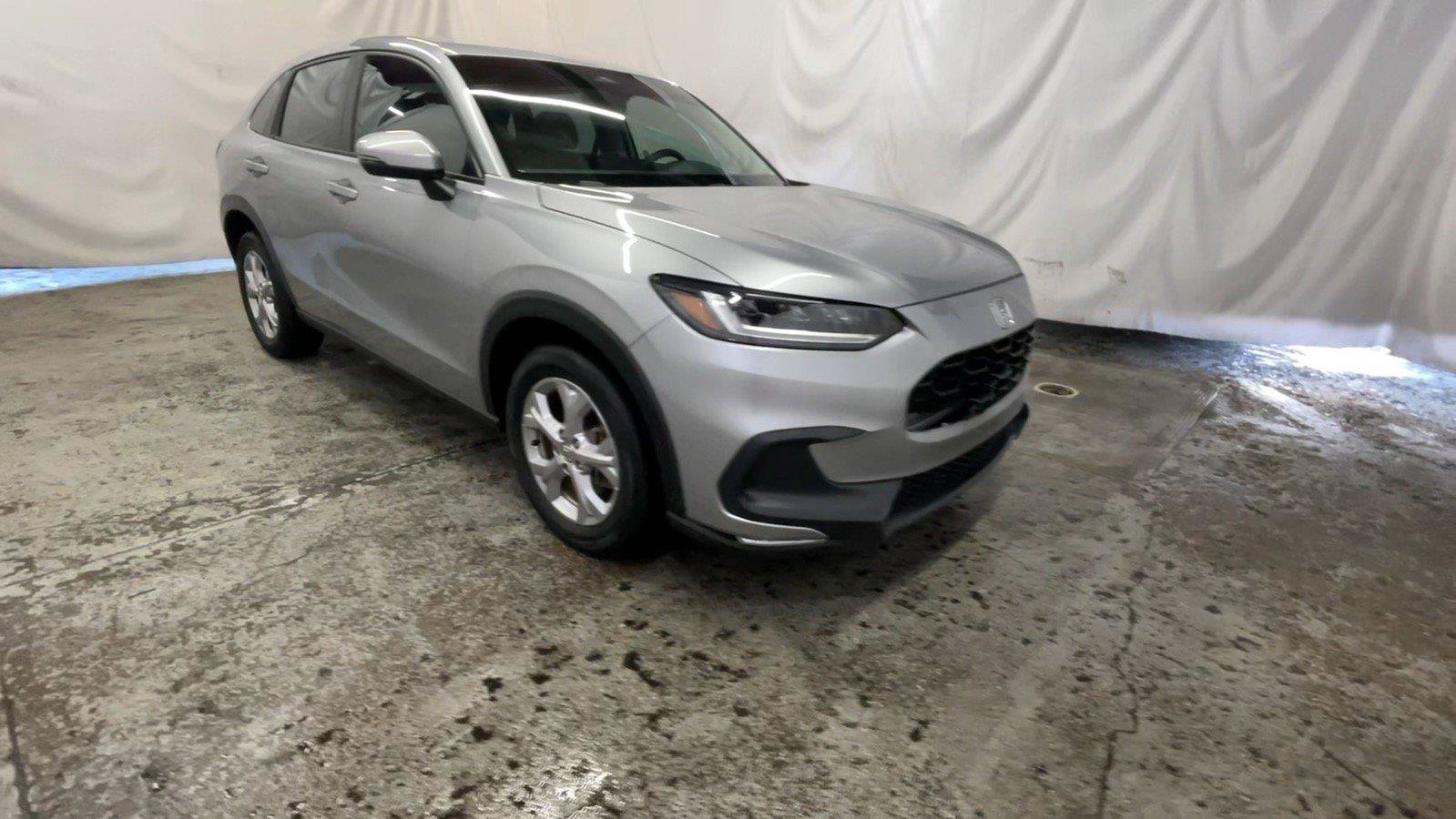 Certified 2024 Honda HR-V LX image 2