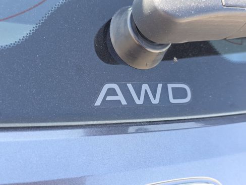 Certified 2023 Honda HR-V LX image 9