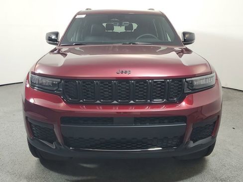 New 2025 Jeep Grand Cherokee L Altitude image 2