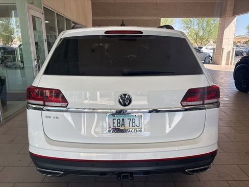 Used 2022 Volkswagen Atlas SE w/ Panoramic Sunroof Package FWD image 6