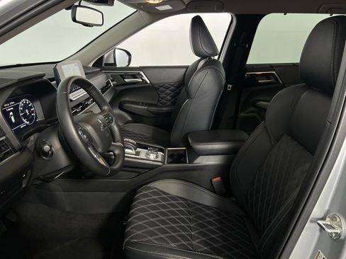 Used 2024 Mitsubishi Outlander SEL image 23