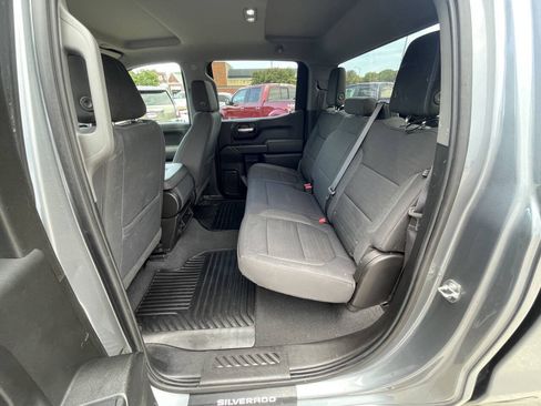 Used 2019 Chevrolet Silverado 1500 LT AWD/4WD image 10