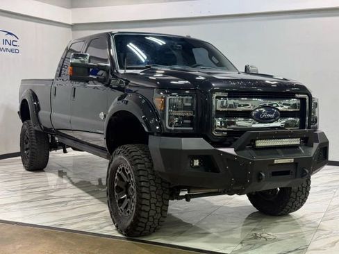 Used 2015 Ford F350 King Ranch w/ King Ranch w/Chrome Package image 4