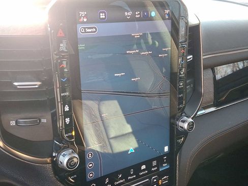 Used 2025 RAM 1500 Limited image 17