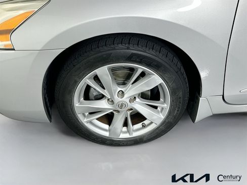 Used 2015 Nissan Altima 2.5 SV w/ Convenience Package FWD image 30