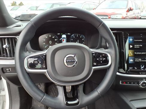 Certified 2022 Volvo S60 B5 R-Design image 15