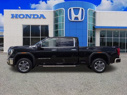 Used 2025 GMC Sierra 2500 SLT w/ Texas SLT Premium Package AWD/4WD image 6