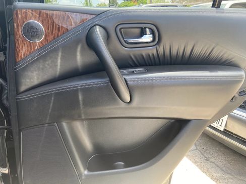 Used 2018 Nissan Armada Platinum w/ Captain Seat Package RWD image 18