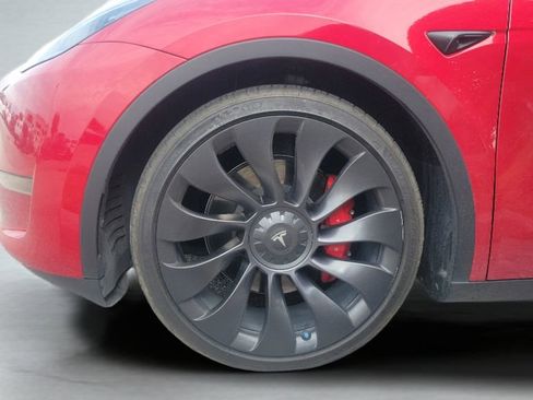 Used 2023 Tesla Model Y Performance AWD/4WD image 3