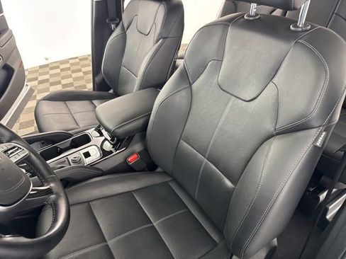 Certified 2022 Kia Telluride EX image 20