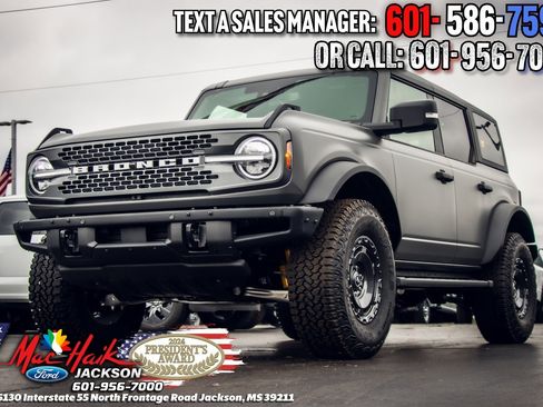 New 2025 Ford Bronco Badlands image 25