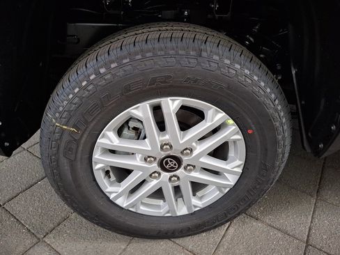 New 2026 Toyota Tundra SR5 AWD/4WD image 5