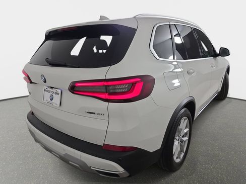 Used 2021 BMW X5 xDrive40i w/ Convenience Package AWD/4WD image 39