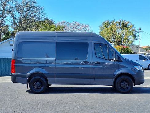 Used 2024 Mercedes-Benz Sprinter 2500 image 27