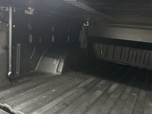 Used 2023 GMC Sierra 1500 AT4 w/ Technology Package image 31