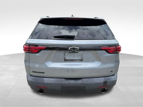 Used 2023 Chevrolet Traverse LT w/ Midnight/Sport Edition FWD image 6