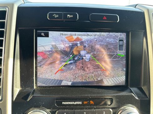 Used 2015 Ford F150 Lariat w/ Equipment Group 502A Luxury image 15