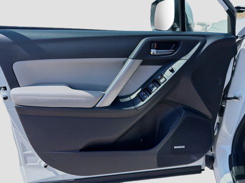 Used 2017 Subaru Forester 2.5i Limited image 21