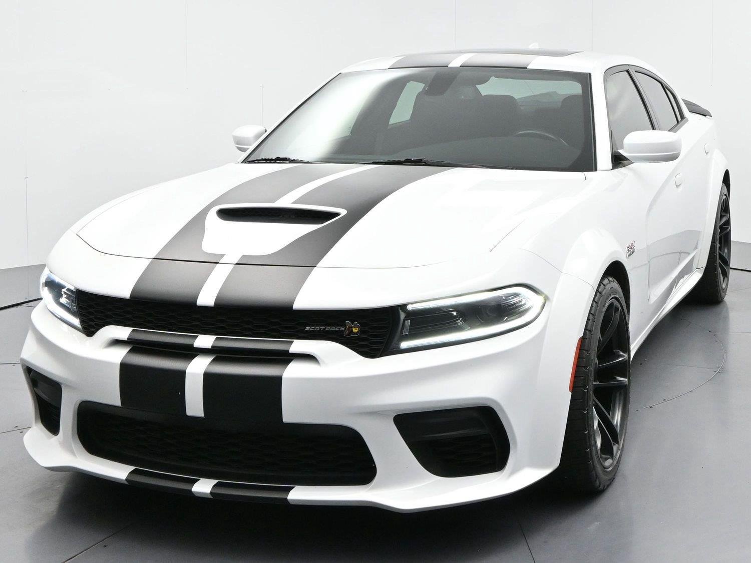 Used 2022 Dodge Charger Scat Pack RWD image 3