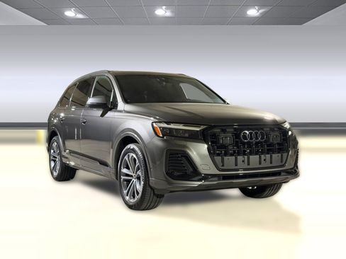 Certified 2026 Audi Q7 2.0T Premium w/ Convenience Plus Package AWD/4WD image 7
