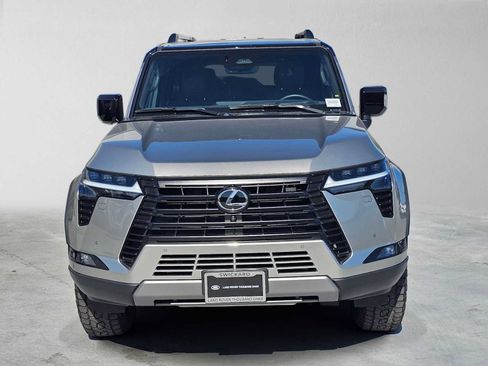 Used 2025 Lexus GX 550 AWD/4WD image 8