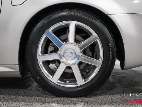 Used 2004 Cadillac XLR RWD image 10